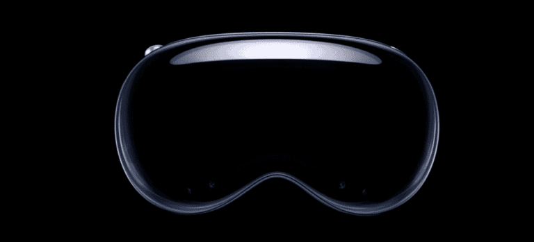 Apple Vision Pro ridimensionamento produzione e sfide nel VR